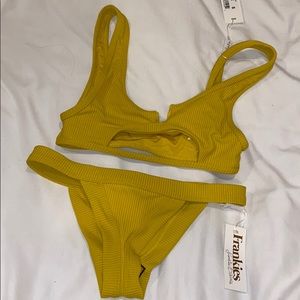 Frankie’s Bikini